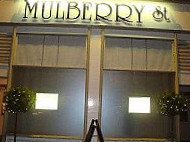 Mulberry St outside