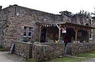 Bettyann's Tea Parlour outside