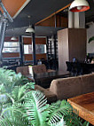 Rosetta Sunsmile Cafe inside