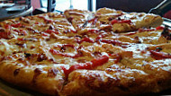 Armando's Pizza food