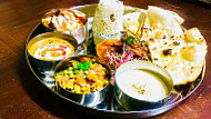 RASNA RESTAURANT INDIEN food