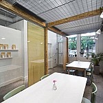 La Finca Cafe Bureau inside