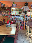 Taqueria El Salva Mex food