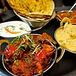Kohinoor Grill Indian Cuisine food