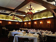 Musso & Frank Grill inside