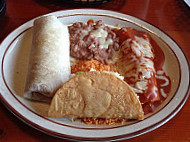 Suzys Mexican Food food