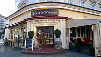 Poletto Winebar outside