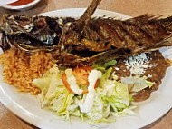 7 Mares Mexican Seafood food