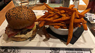 Burger Bar Crescent food