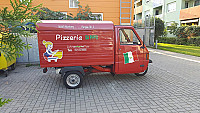 Pizzeria da Pippo outside