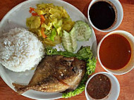 Warung Bonda (tambun Indah) food