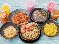 Mee Pak San Lundang food