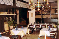 Taverne Odysseus Sotos Arabatzis inside