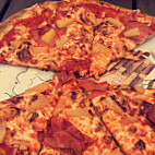 Salvatores Pizza food