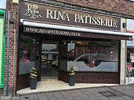 Rina Patisserie outside