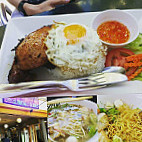 iPho Vietnamese Street Food food