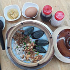Claypot Mee Porridge Tabuan Jaya food