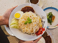 White House Kopi Bukit Indah food
