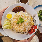 White House Kopi Bukit Indah food