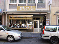La Dolce Vita - Bar, Cafe, La Bodega outside