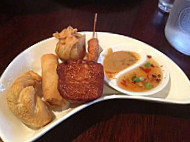 Lion Thai Cafe & Restaurant food