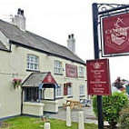 The Clifton Arms outside