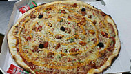 Pizza Luiggi food