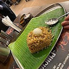 Thalappakatti Naidu Biriyani Hotel food