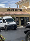Gizzi's Coffee outside