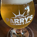 Parry's Pizzeria Taphouse Highlands Ranch inside