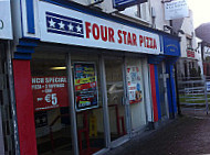 Four Star Pizza outside