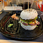 Fafa Sushi Burger food