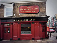Wenlock Arms outside