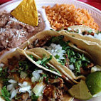 Taqueria Los Paisanos food