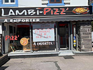Lambi Pizz outside