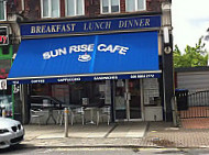 Sunrise Cafe outside