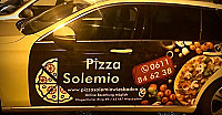 Pizza Solemio inside