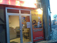 Pizzeria Mac Serge Françoise outside