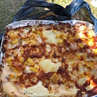 Pizza And Ribs On The Run food