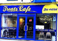 Treats Cafe inside