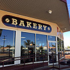 Round About Bakery outside