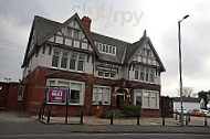 Gardeners Arms Thornton-cleveleys outside