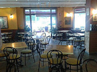 Cafe Paris inside