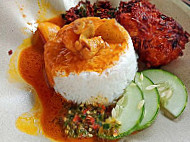 Nasi Kukus Kak Lyn food