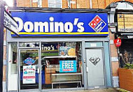 Domino's Pizza London Ealing Common outside