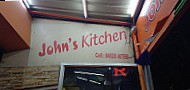John's Kitchen inside