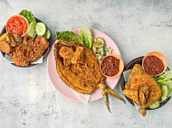 Dapur Anis Catering food