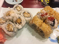 Sushi Tsune food