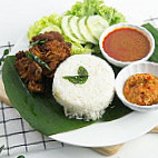 Nasi Kukus Dahan food