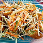 Rojak Cakoi Mawar Station food